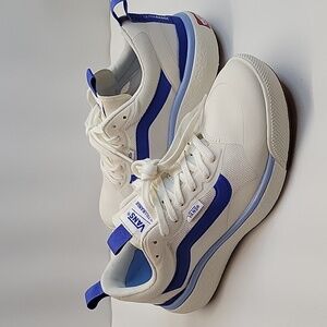 New/No Box Vans Ultrarange EXO True Blue/Marshmallow Sneakers Low-Top Mens 6.5
